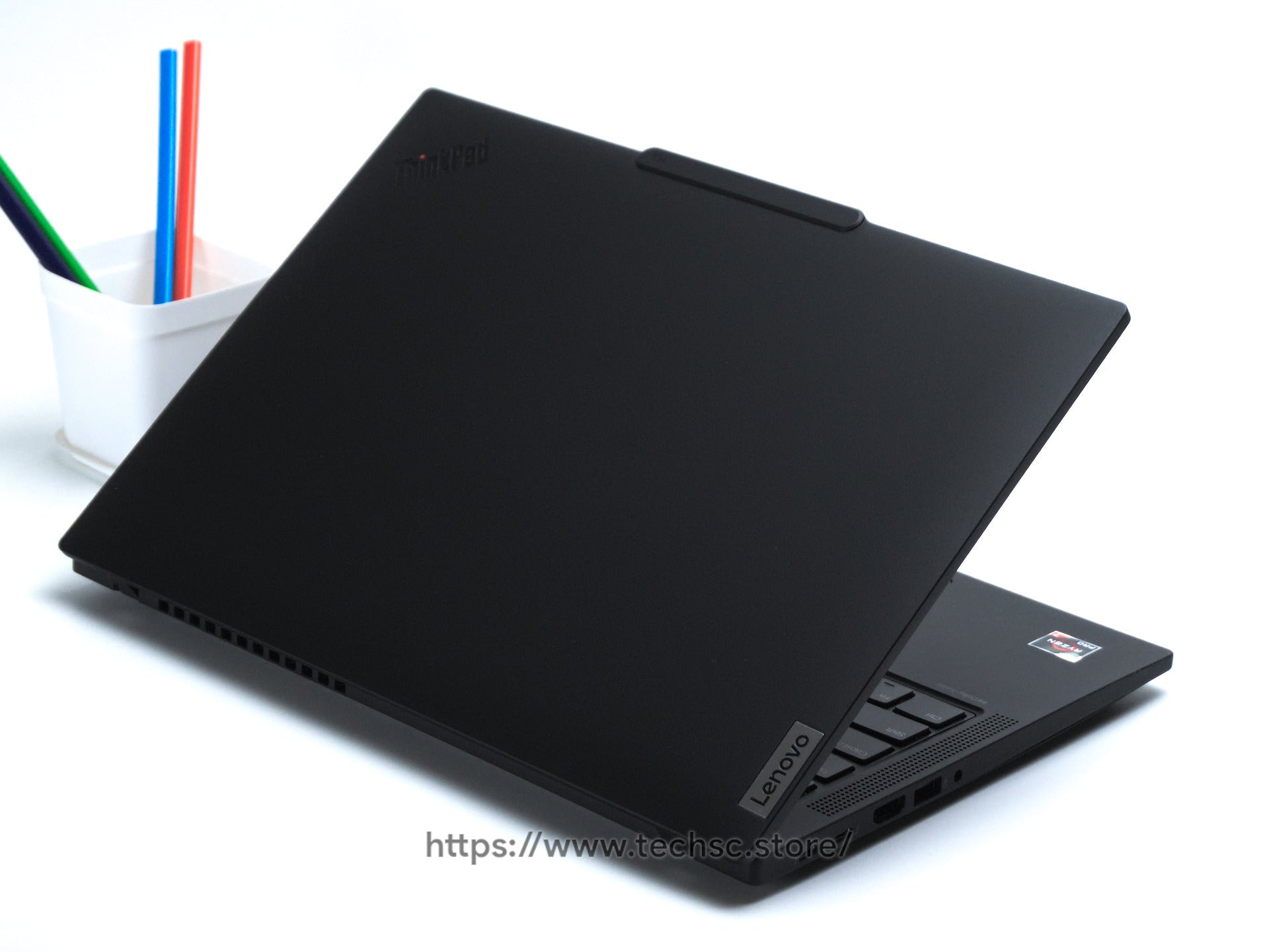 Lenovo ThinkPad T14 Gen 5 14" (2024, Ryzen 7 8840U, 16GB RAM, 512GB, Wide Gamut, Onst 2027 Wty, Extd Batt) [A+/AS NEW]